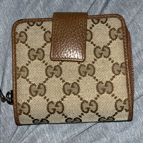 Gucci Wallet - Picture 1 of 4